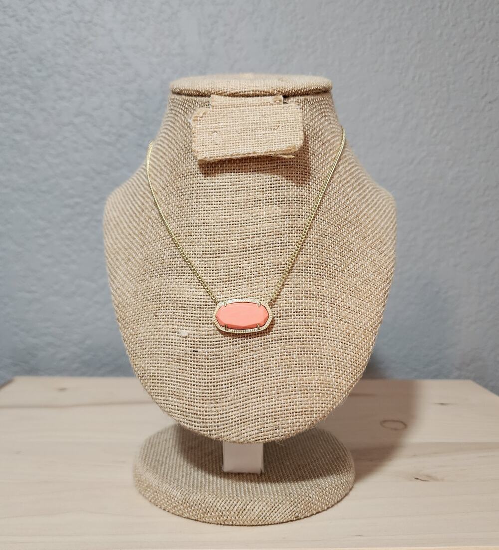 Kendra Scott Elisa Short Pendant Necklace in Gold & Soft Coral Pink Quartz Stone